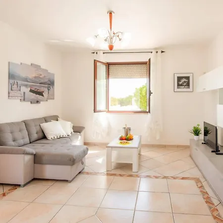 Doriana By Carovigno